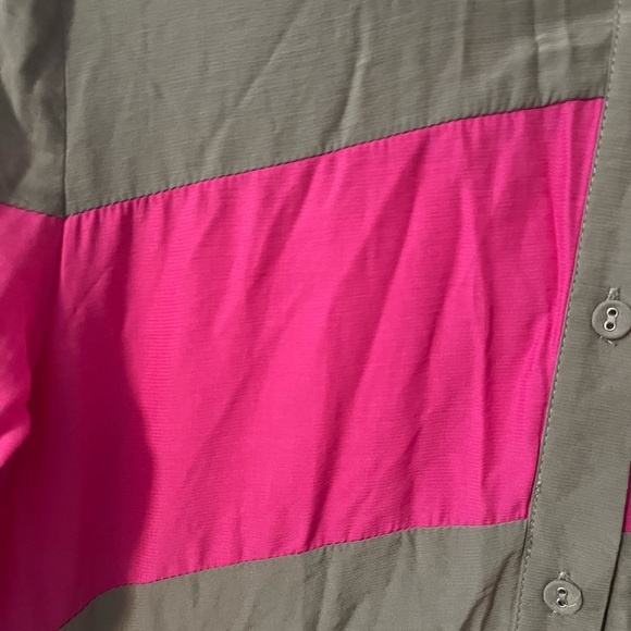 S Green & Pink Button-Down Collared Shirt - Picture 4 of 13